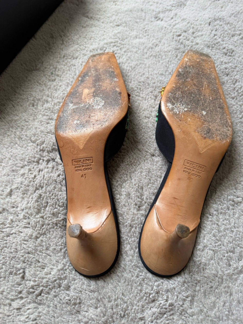 Giuseppe Zanotti black satin floral beaded kitten heel mules.  - Size 11 - Picture 4 of 4